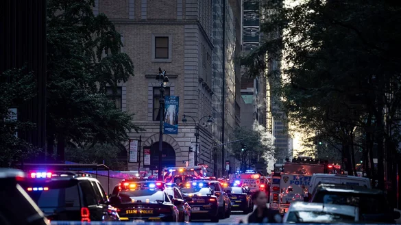 Gro&szlig;einsatz der Polizei in New York nach einem Schussvorfall. - &copy; Angelina Katsanis/AP/dpa