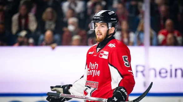 Die Kölner Haie sind erneut chancenlos gegen Titelverteidiger Berlin. - © Marius Becker/dpa