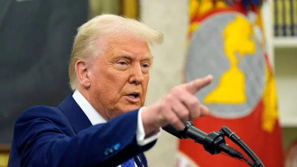 Trump nutzt Zölle als Druckmittel. (Archivbild) - © Alex Brandon/AP/dpa