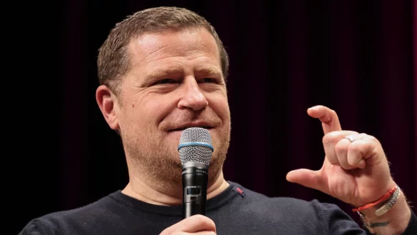 Eberl äußert sich zu den Vertragsgesprächen mit Musiala. - © Christian Charisius/dpa