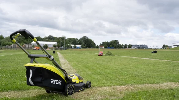 Teststrecke: &laquo;Stiftung Warentest&raquo; hat 13 Rasenm&auml;her gepr&uuml;ft und f&uuml;nf von ihnen f&uuml;r &laquo;gut&raquo; befunden. - &copy; Stiftung Warentest/dpa-tmn