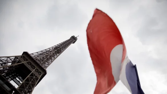 Dauerkrise in Frankreich: Das Land findet nicht zur Ruhe. (Symbolfoto) - &copy; picture alliance / Kay Nietfeld/dpa