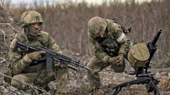 Nach einem Abflauen der Kämpfe in der Ostukraine über mehrere Tage greifen russische Truppen wieder heftiger an. - © Uncredited/Russian Defense Ministry Press Service/AP/dpa