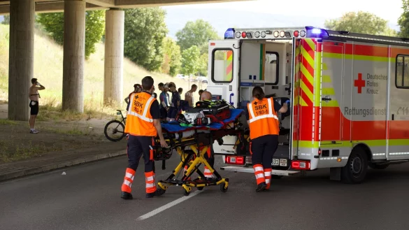 Eine Radrennveranstaltung ist nach St&uuml;rzen vieler Teilnehmer abgebrochen worden. - &copy; Andreas Maier/dpa