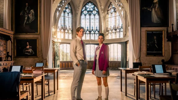 Wie geht es bei Ruby und James weiter? - &copy; Stephan Rabold/Prime Video/dpa