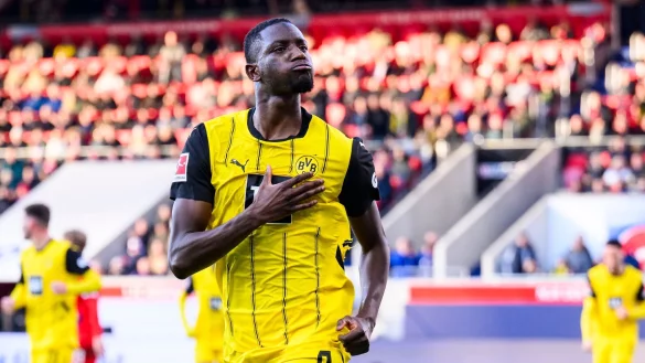 Traf zur Dortmunder Führung in Heidenheim: Stürmer Serhou Guirassy. - © Tom Weller/dpa