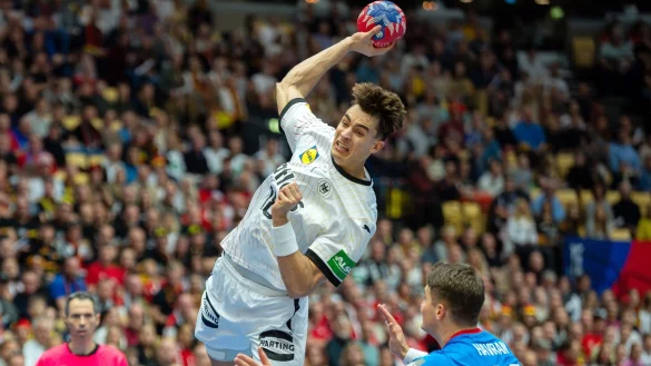 Nationalspieler Julian K&ouml;ster wechselt 2026 zum THW Kiel. - &copy; Soeren Stache/dpa