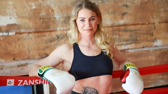 Natalie Zimmermann ist Profi-Boxerin und trainiert auch Udo Lindenberg. - &copy; Christian Charisius/dpa