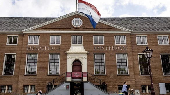 Zum Stadtjubiläum von Amsterdam kommen Kunstinteressierte auf ihre Kosten. (Archivfoto) - © Koen Van Weel/ANP/dpa