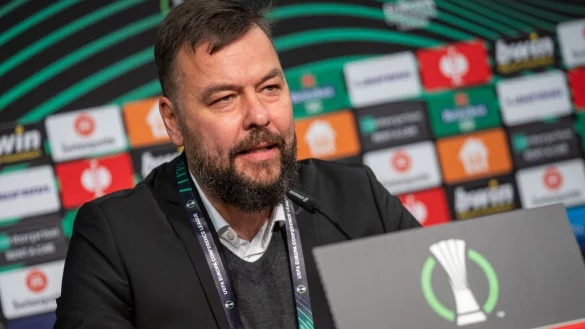 Arbeit lobte die Besonnenheit der Clubs. - © Andreas Gora/dpa