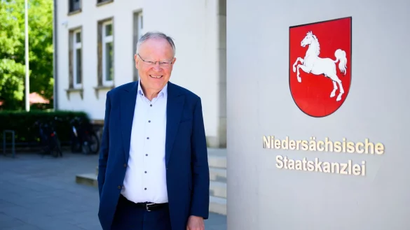 Niedersachsens langj&auml;hriger Ministerpr&auml;sident Stephan Weil hat f&uuml;r kommende Woche seinen R&uuml;cktritt eingereicht. - &copy; Julian Stratenschulte/dpa