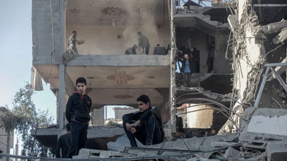 Nach monatelangen Verhandlungen konnte nun ein Abkommen über eine Feuerpause erzielt werden. (Archivbild) - © Rizek Abdeljawad/XinHua/dpa