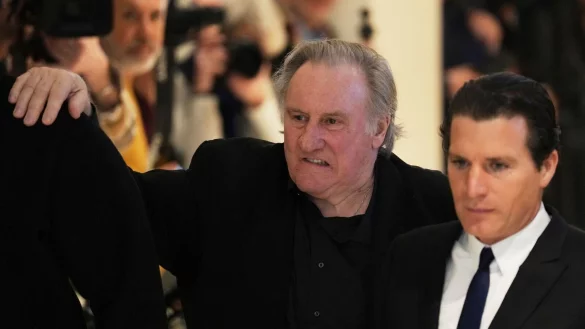 Depardieu weist Anschuldigungen zurück - © Aurelien Morissard/AP/dpa