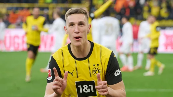 Nico Schlotterbeck in seinem bislang letzten Spiel f&uuml;r den BVB Ende M&auml;rz. - &copy; Bernd Thissen/dpa