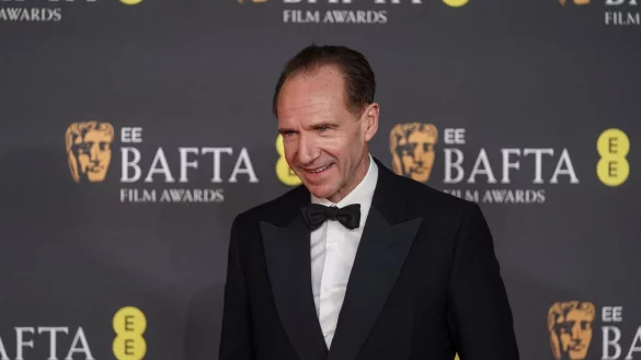 Das Drama «Konklave» erhielt vier Preise. Hauptdarsteller Ralph Fiennes ging allerdings leer aus. - © Joel C Ryan/Invision/AP/dpa