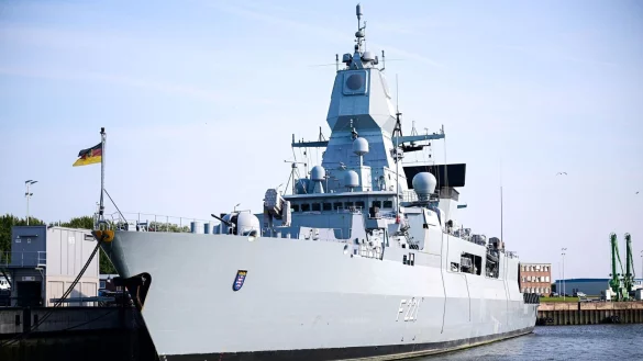 Im Rahmen der EU-Militärmission «Aspides» hat es laut Auswärtigem Amt einen Vorfall mit chinesischer Beteiligung gegeben. - © Sina Schuldt/dpa