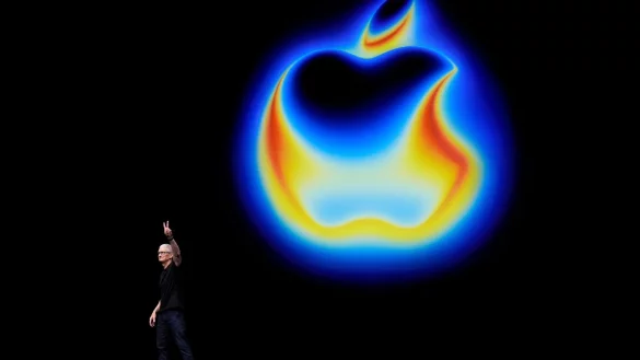 Apple-Chef Tim Cook leitete das iPhone-Event des Konzerns ein. - &copy; Godofredo A. V&aacute;squez/AP/dpa