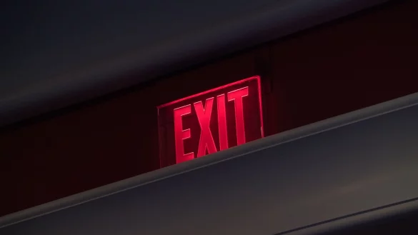 Das war's: Lässt sich das Verhalten am Arbeitsplatz etwa als Arbeitsverweigerung interpretieren, müssen Beschäftigte mit einer Kündigung rechnen. - © Andrea Warnecke/dpa-tmn