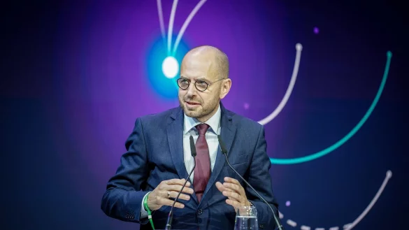 Der Chef von Siemens Energy, Christian Bruch, kann auf Garantien des Bundes verzichten. (Archivbild) - &copy; Kay Nietfeld/dpa