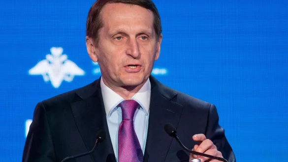 Der russische Auslandsgeheimdienstchef Sergej Naryschkin nennt mehrere Bedingungen f&uuml;r ein Kriegsende in der Ukraine. (Archivbild) - &copy; Alexander Zemlianichenko/AP/dpa