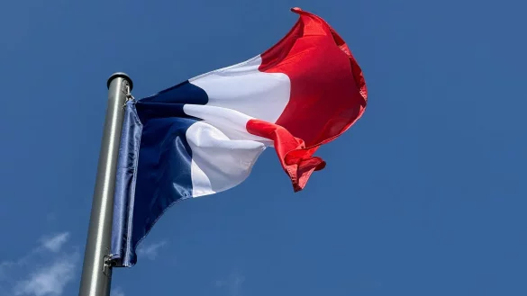 Der Prozess dreht sich darum, dass Mädchen im Alter von 13 bis 15 Jahren zur Prostitution gezwungen worden sein sollen. (Symbolbild) - © Rachel Sommer/dpa