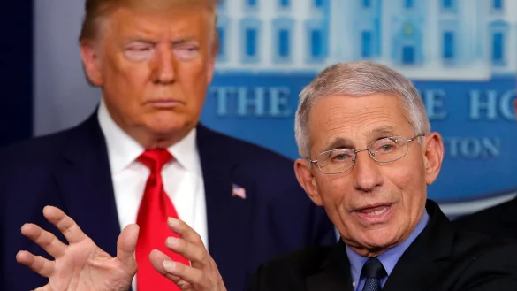 Trump: Fauci hat genug Geld verdient, um selbst für Personenschutz zu zahlen. (Archivbild) - © Carolyn Kaster/AP/dpa