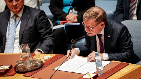 Au&szlig;enminister Johann Wadephul (CDU) sowie seine Kollegen aus Frankreich und Gro&szlig;britannien haben sich am Rande der UN-Vollversammlung in New York mit ihrem iranischen Kollegen getroffen. - &copy; Kay Nietfeld/dpa