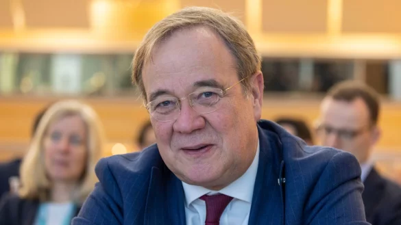 Armin Laschet (CDU) will f&uuml;r seine Partei das Direktmandat im Wahlkreis Aachen I gewinnen. (Archivbild) - &copy; Thomas Banneyer/dpa