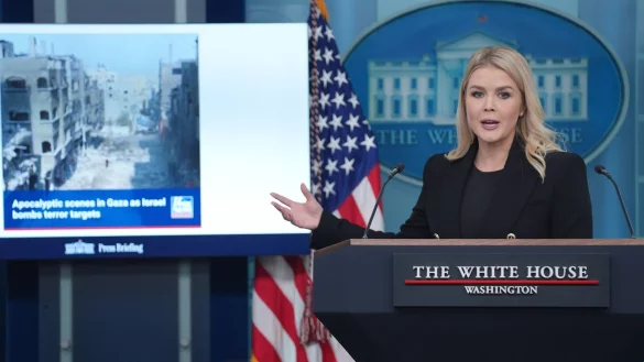 Karoline Leavitt bezeichnete den Gazastreifen als «Abrissgelände», auf dem Menschen nicht leben könnten. - © Evan Vucci/AP/dpa
