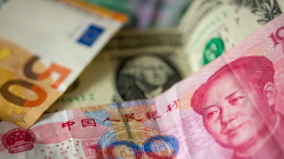 Europas Wirtschaft gerät im globalen Vergleich unter Druck, wie eine neue Studie zeigt. (Symbolbild) - © Fernando Gutierrez-Juarez/dpa