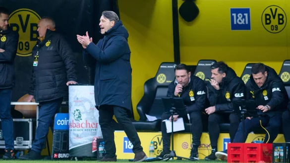 Hatte nicht immer Grund zum Klatschen bei seinem BVB-Debüt: Niko Kovac - © Bernd Thissen/dpa