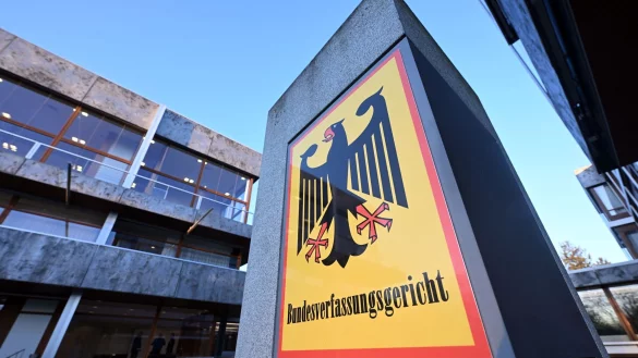 Nach der gescheiterten Neubestellung neuer Richterinnen und Richter f&uuml;rs Bundesverfassungsgericht kommt ein neuer Anlauf. (Symbolbild) - &copy; Uli Deck/dpa