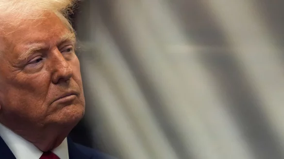 Kurz nach seiner Amtseinführung hatte Trump ein Dekret unterzeichnet, um die automatische Staatsbürgerschaft zu beschränken. (Archivbild) - © Julia Demaree Nikhinson/AP/dpa