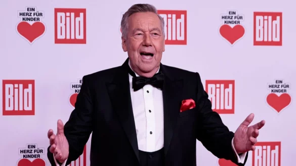 Roland Kaiser verteidigt die Jugend - weil er sich an seine eigene erinnert. - © Carsten Koall/dpa