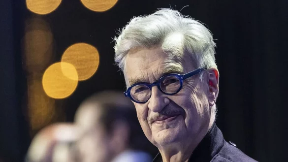 Wim Wenders wird im August 80. (Archivbild) - © Michael Buholzer/KEYSTONE/dpa