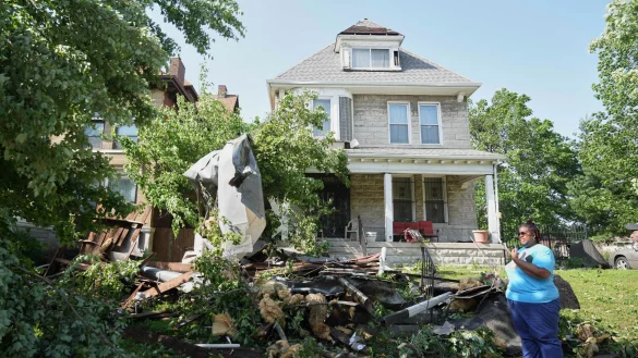 Insbesondere im Frühjahr und Sommer sind Tornados in den USA keine Seltenheit. - © Jeff Roberson/AP/dpa