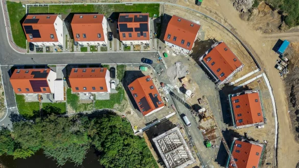 Die Nachfrage nach Eigenheimen w&auml;chst wieder. (Archivbild) - &copy; Jan Woitas/dpa