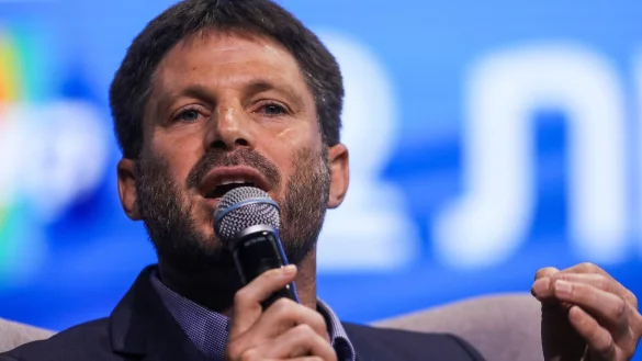 Israels rechtsextremer Finanzminister Smotrich setzt sich f&uuml;r eine israelische Wiederbesiedlung des Gazastreifens nach dem Krieg ein. (Archivbild) - &copy; Ilia Yefimovich/dpa