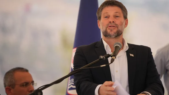 Der israelische Finanzminister Bezalel Smotrich. - © Ohad Zwigenberg/AP/dpa