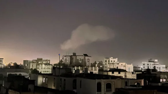 Angesichts der US-Luftangriffe im Jemen zieht der Iran angeblich eigenes Militärpersonal von dort ab. (Archivbild) - © STR/AP/dpa