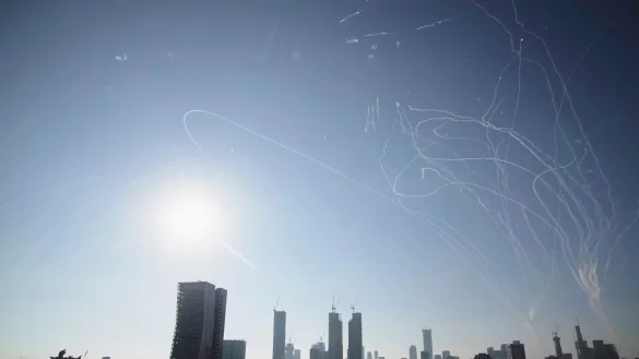 Berlin sorgt sich um die Sicherheit deutscher Auslandsvertretungen. - © Leo Correa/AP/dpa