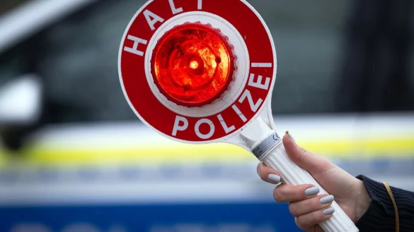 Jeder Zweite glaubt, beim zu schnell Fahren nicht erwischt zu werden (Symbolbild). - &copy; Soeren Stache/dpa