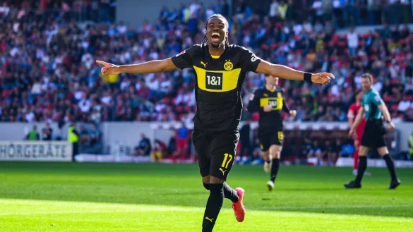 Carney Chukwuemeka wechselt fest zum BVB. (Archivbild) - &copy; Tom Weller/dpa