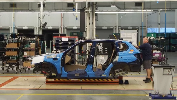 Die Zollerleichterung soll auch für ausländische Autobauer in den USA gelten, etwa für BMW mit seiner Fabrik im Bundesstaat South Carolina. (Archivbild) - © picture alliance / dpa