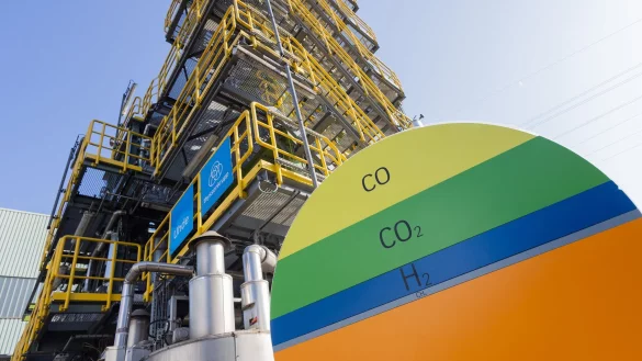 In dieser Anlage soll Gas gereinigt werden. - © Rolf Vennenbernd/dpa