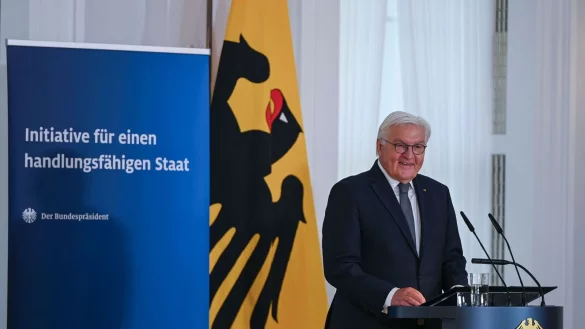 Die Initiative für einen handlungsfähigen Staat legt ihren Abschlussbericht vor - Schirmherr ist Bundespräsident Steinmeier. - © Katharina Kausche/dpa