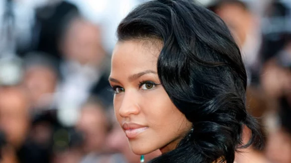Sängerin Cassie Ventura bei den Filmfestspielen in Cannes. - © Lionel Cironneau/AP/dpa