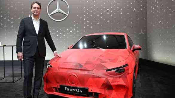 Mercedes-Chef Källenius: «Für einen Mercedes zahlt man ein bisschen mehr.» (Archivbild) - © Bernd Weißbrod/dpa