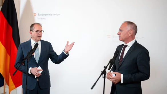 Die konservativen Innenminister demonstrieren Harmonie. - © Georg Hochmuth/APA/dpa