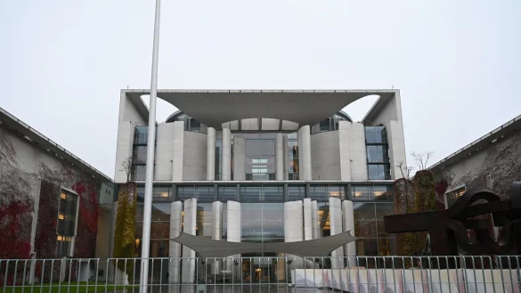 Berlins Regierender B&uuml;rgermeister ist f&uuml;r einen Komplettumzug der Bundesregierung nach Berlin. (Symbolbild) - &copy; Markus Lenhardt/dpa